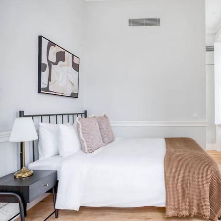 Private Bedrooms In The Heart Of Lisbon Luaran gambar