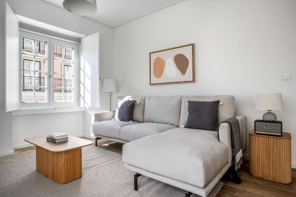 Private Bedrooms In The Heart Of Lisbon Luaran gambar